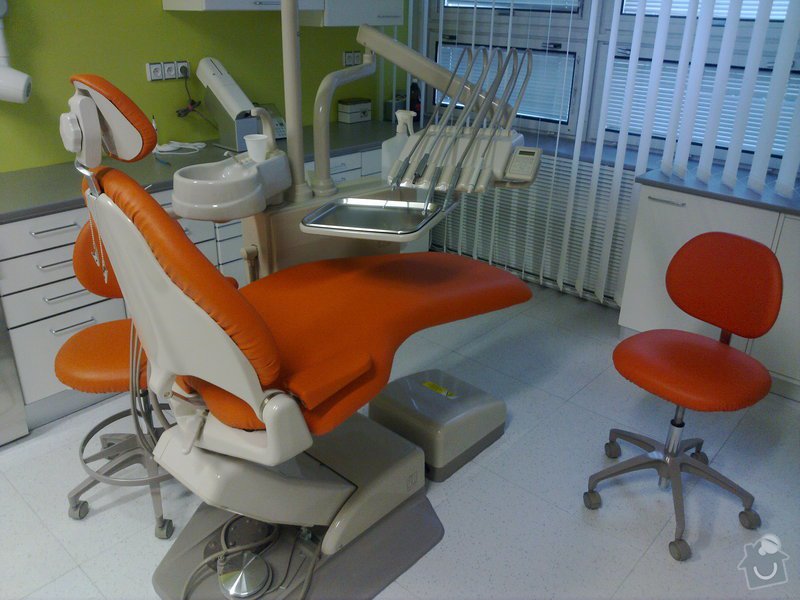 Rekonstrukce zubní ordinace: 200220112433