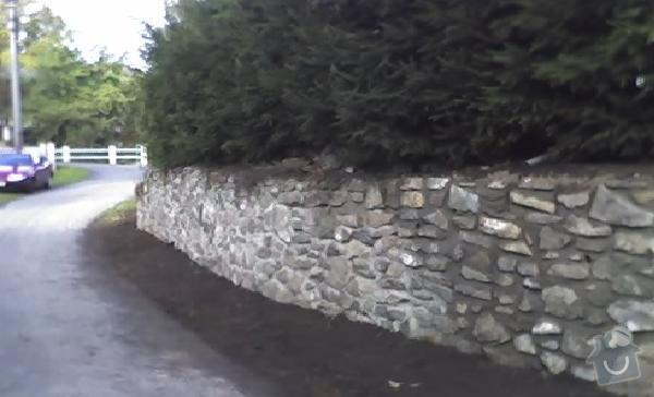 Oprava kamené zdí: zed