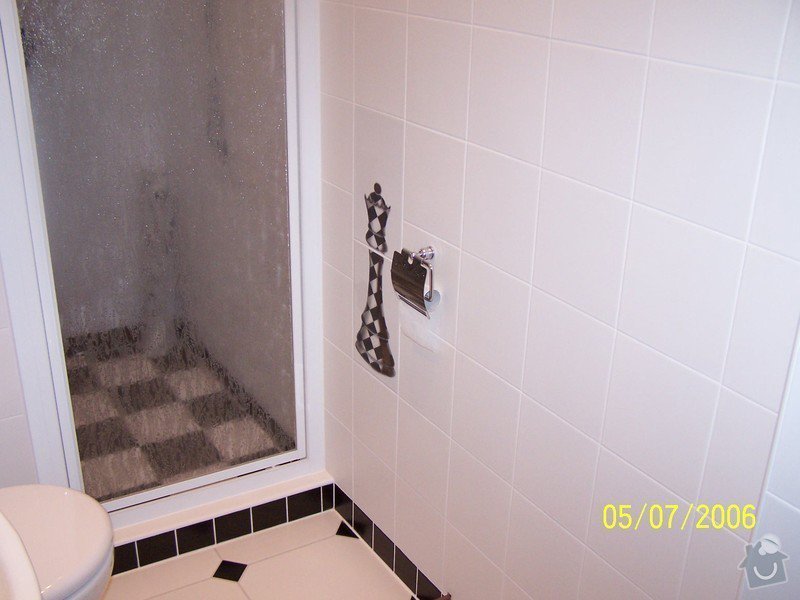 Renovace  koupelny v RD: 100_1054