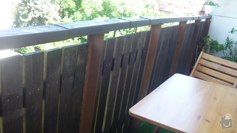 Výměna dřevěného zábradlí na balkóně: balkon_po