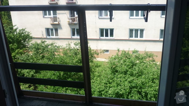 Výměna dřevěného zábradlí na balkóně: balkon_po_2_