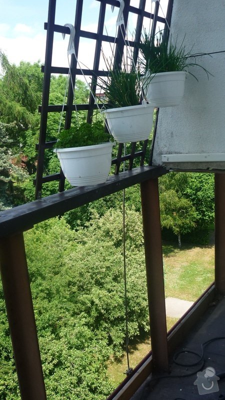 Výměna dřevěného zábradlí na balkóně: balkon_po_5_