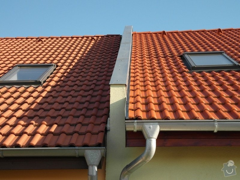 Zedník - stavitel, k výstavbě zídky mezi střechami v řadovém RD a její oplechování: 03