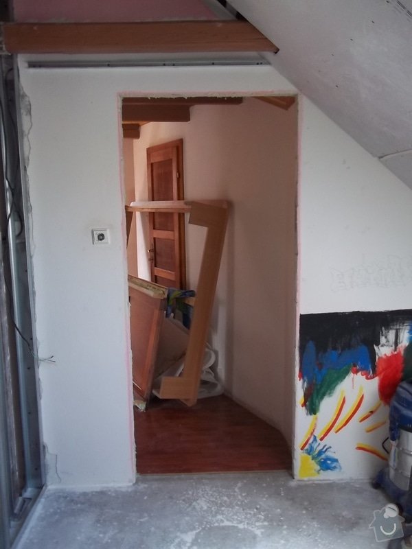 Rekonstrukce podkrovního pokoje: 104_0416