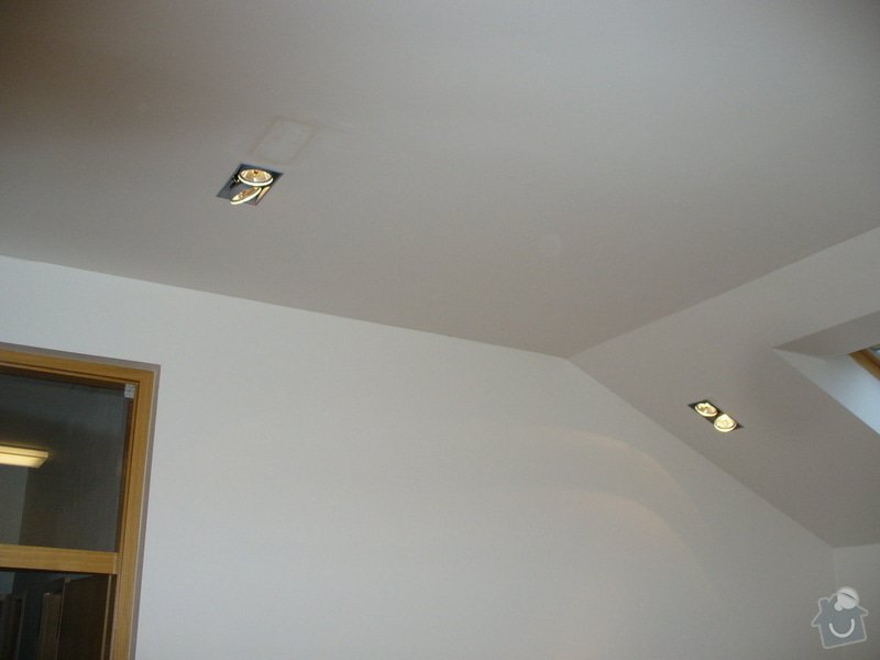 Kompletni interierove osvetleni do rodinneho domu: P1050880