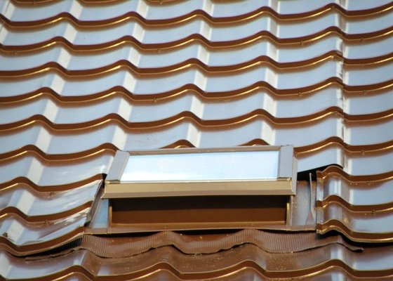 Rekonstrukce střechy a klempířské práce s tím spojené