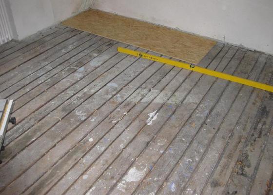 Pokládka laminátové plovoucí podlahy