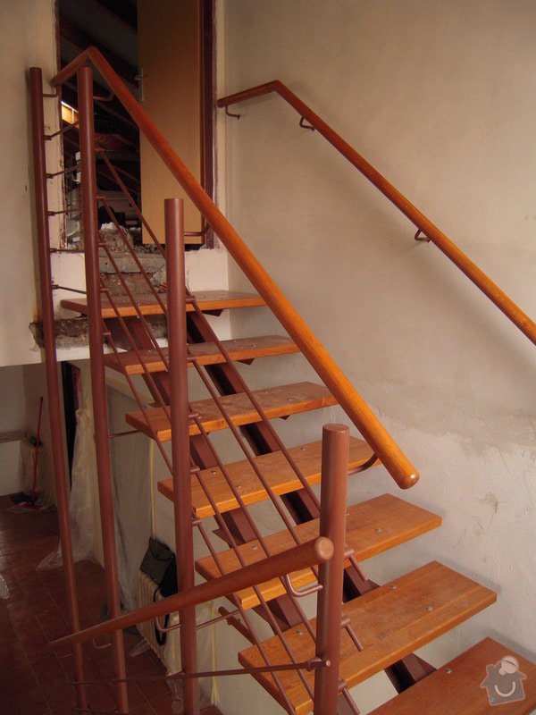 Rekonstrukce schodiště: DSCN1765