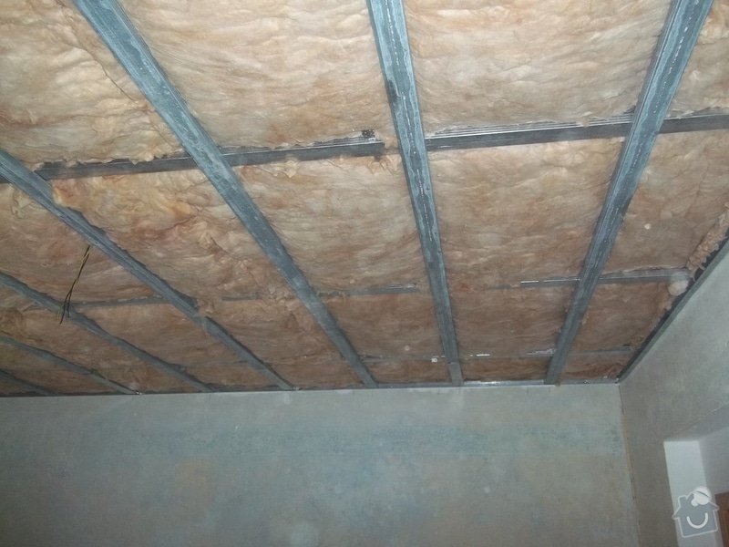 Snížení stropu Sádrokartonem se zateplením cca 20m2 Kladno: 104_1012