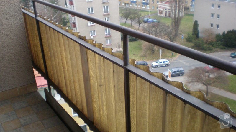 Nátěry balkonů-lodžií na bytovém domě včetně nátěrů balkonového zábradlí: PC010173