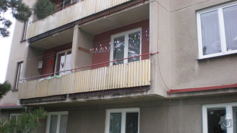 Nátěry balkonů-lodžií na bytovém domě včetně nátěrů balkonového zábradlí: PC010174