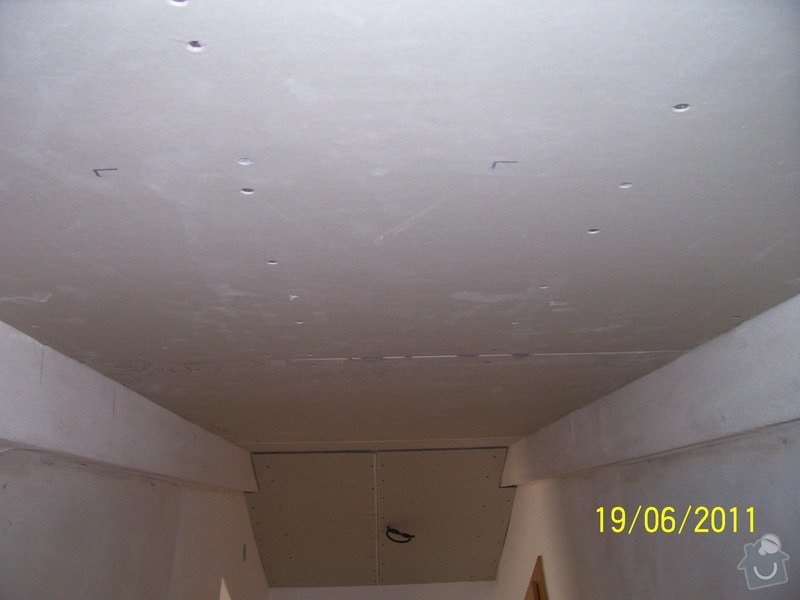 Sádrokartonářské obklady-stropy, stěny, podkroví, schody: 100_6031
