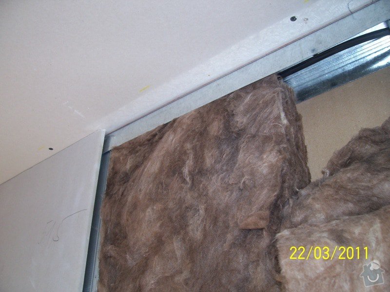 Sádrokartonářské obklady-stropy, stěny, podkroví, schody: 100_5438