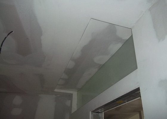 Příčky a stropy v bytě 4+kk
