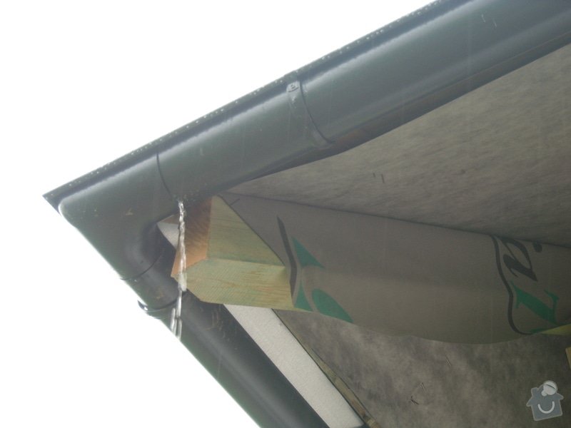 Pokrytí střechy šindelí + klempířské práce: snimek_080