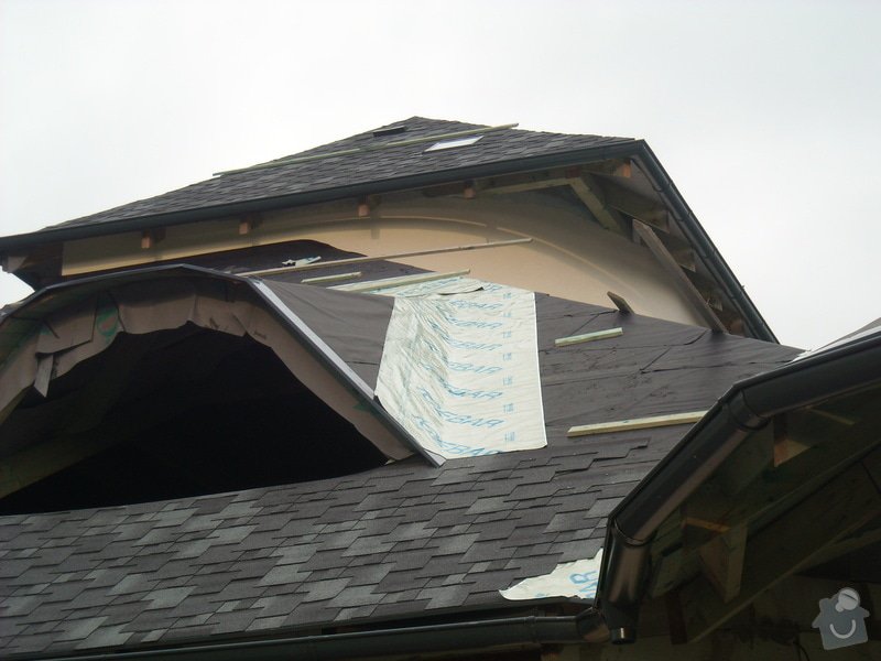 Pokrytí střechy šindelí + klempířské práce: snimek_034