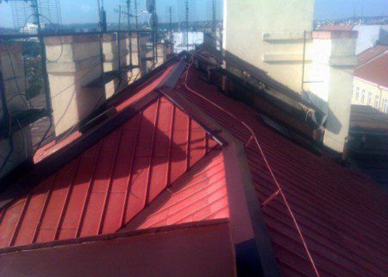Nátěr střechy a klempířských prvků 