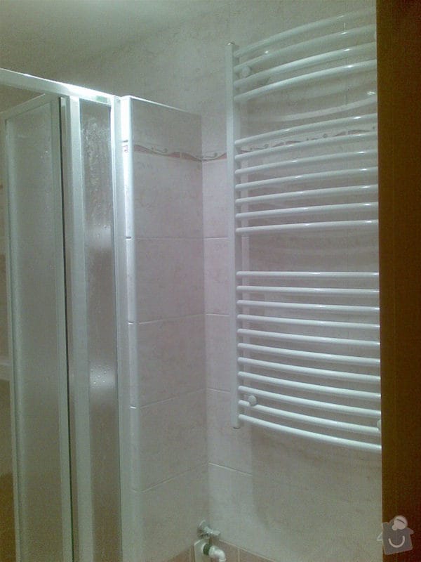 Předělání koupelny z umakartového jádra na zděné + změna místo vany sprchoví kout zděný: Obraz026