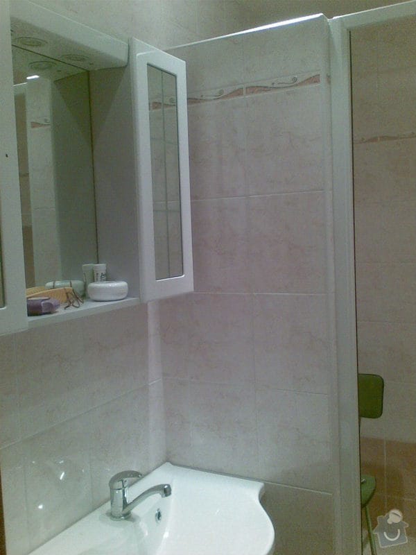 Předělání koupelny z umakartového jádra na zděné + změna místo vany sprchoví kout zděný: Obraz031