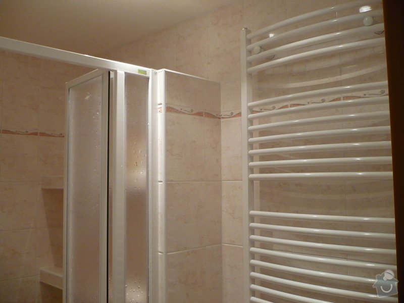 Předělání koupelny z umakartového jádra na zděné + změna místo vany sprchoví kout zděný: P1010672