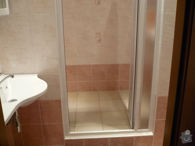 Předělání koupelny z umakartového jádra na zděné + změna místo vany sprchoví kout zděný: P1010673