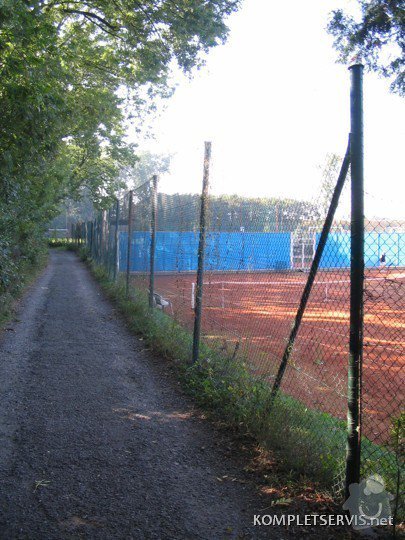 Rekonstrukce oplocení tenisových kurtů: IMG_3262