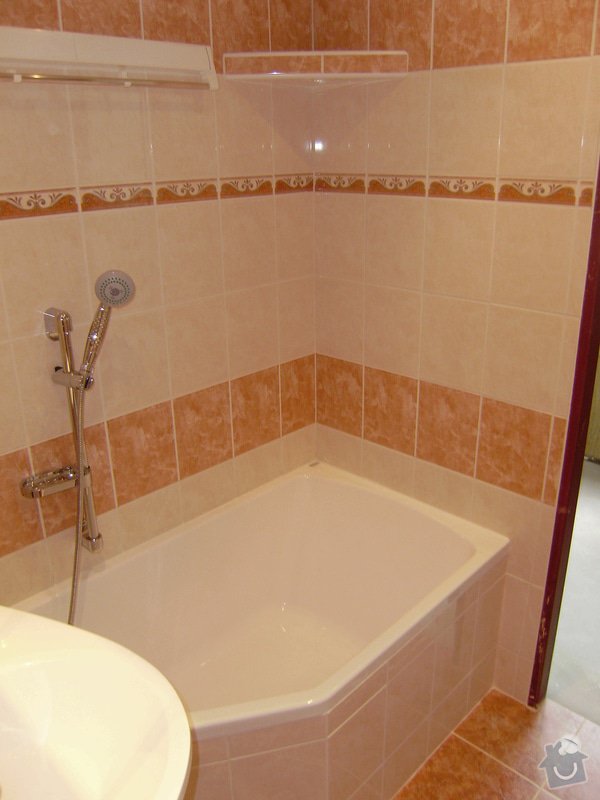 Rekonstrukce koupelny a WC: PB120060