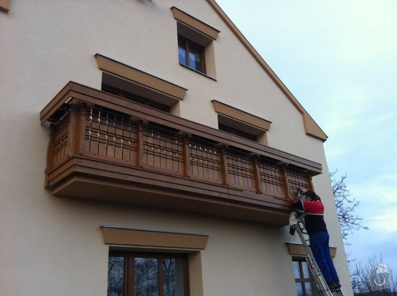 Výroba dřevěného balkónu v alpském stylu: IMG_3164