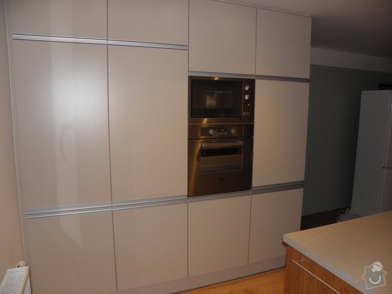 Rekonstrukce bytu, výroba kuchyňské linky: P5110374