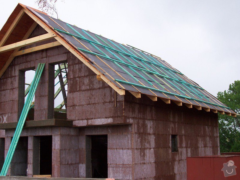 Zhotovení střechy a krovu: 100_5744