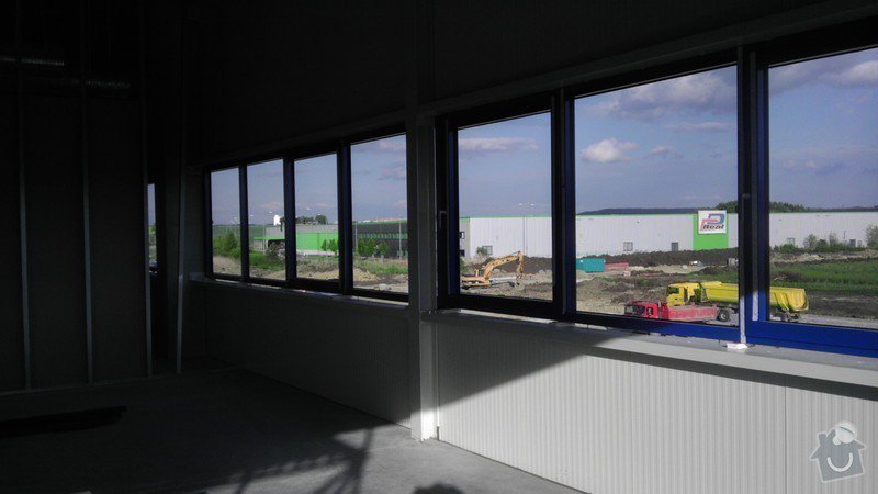 Montáž AL oken a dveří ve výrobní hale: IMAG0027