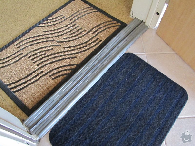 Vyroba dreveneho prahu ke vchodovym dverim do paneloveho bytu: IMG_7051