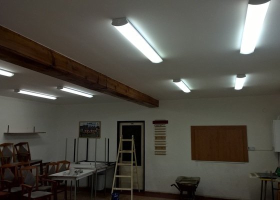 Snížení stropu a elektro práce