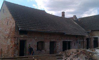 Oprava střechy včetně nové krytiny - stav před realizací