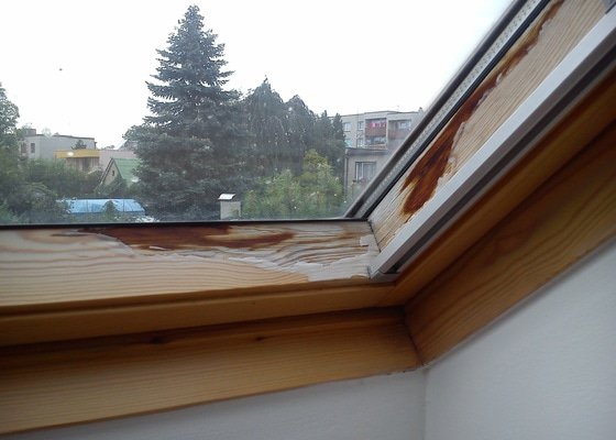 Renovace střešních oken - stav před realizací