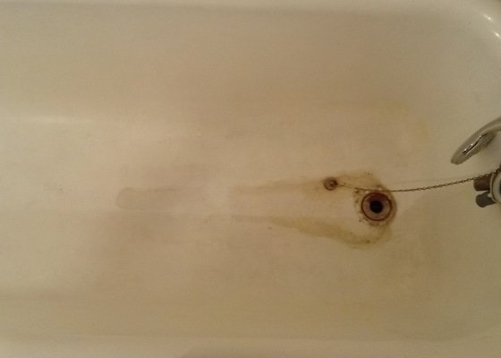 Výměna sifonu a renovace odpadu u vany
