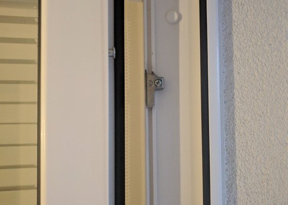 Oprava balkonových dveří