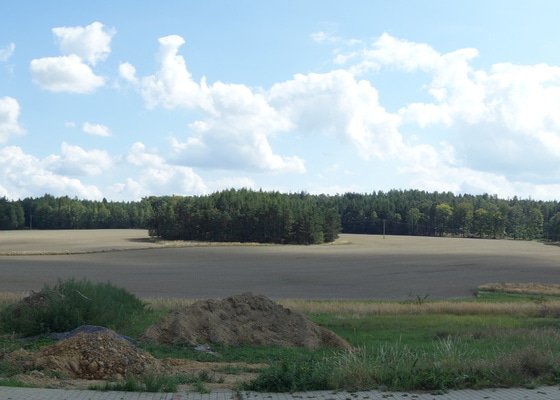 Zateplení fasády RD 155m2, nátěr, obložení - práce, nebo materiál + práce