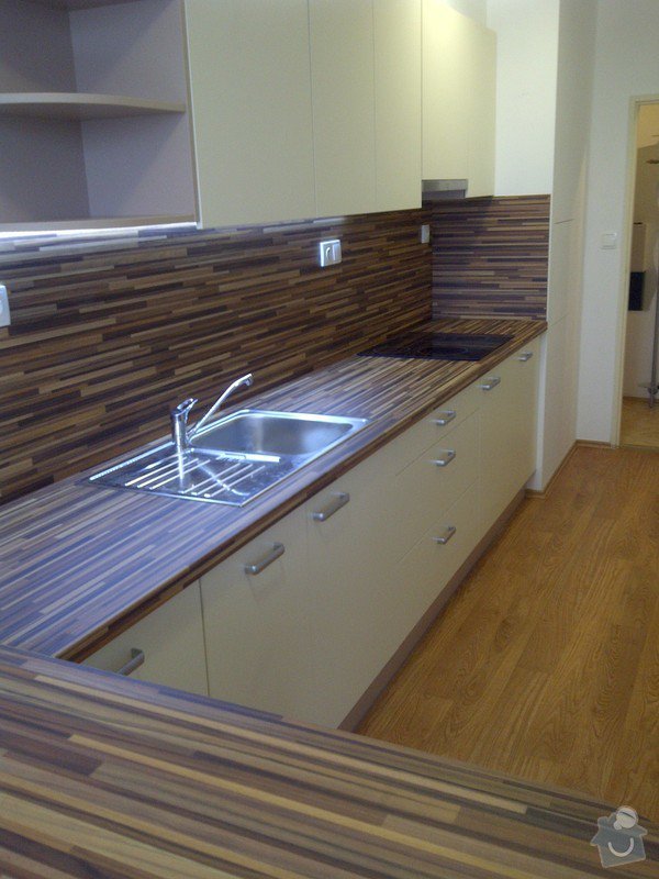 Rekonstrukce kuchyně a obývacího pokoje, výroba kuchyňské linky: IMG-20121205-00726
