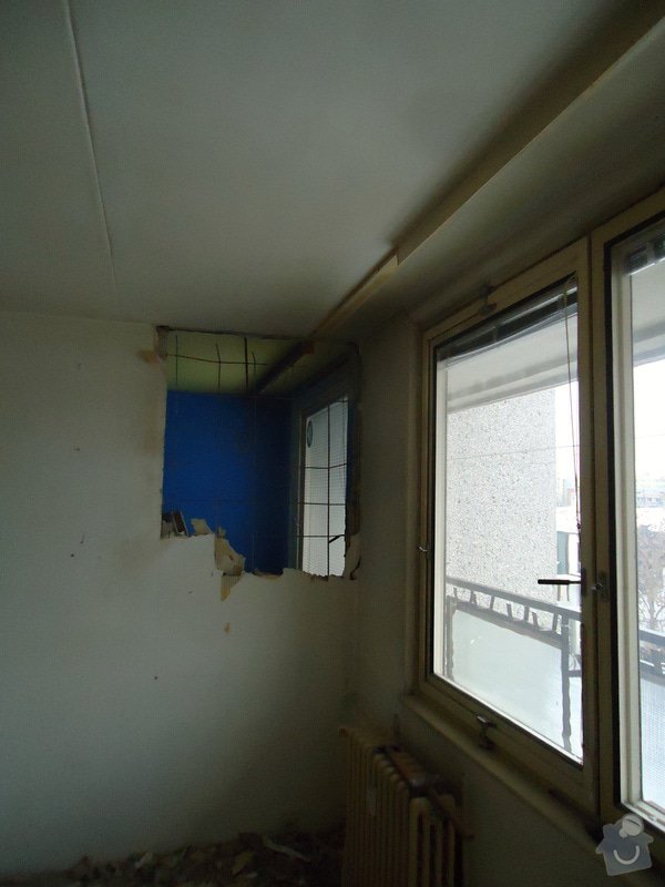 Zednické práce panel. byt - částečné odbourání příčky: DSC00972