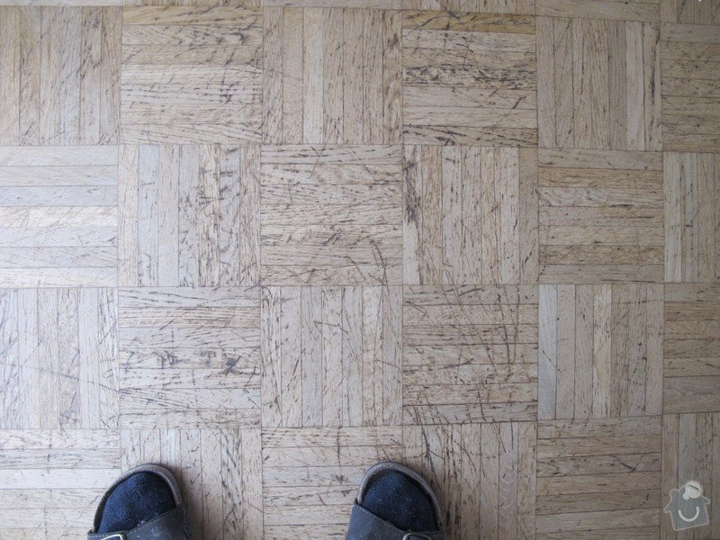 Renovace dřevěné podlahy a malování: podlaha_001