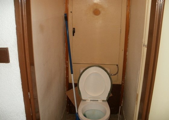 Rekonstrukci WC - stav před realizací