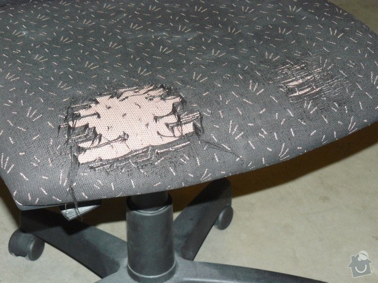 Čalounění sedáku a opěradla židle: P1080518_res