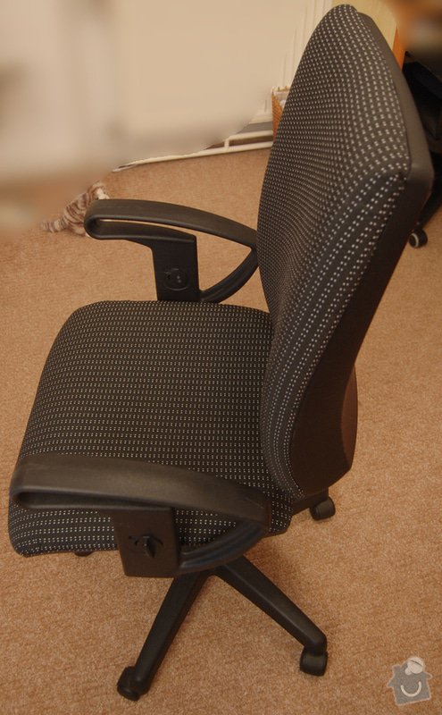Čalounění sedáku a opěradla židle: DSC_0021_res