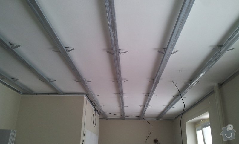 Oprava stropu a drobné úpravy elektro v bytě: 20130212_130920