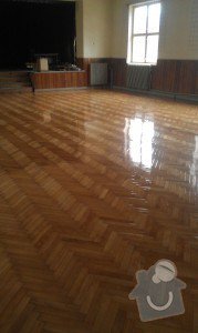 Renovace podlahy taneční sál: IMAG0183-179x300