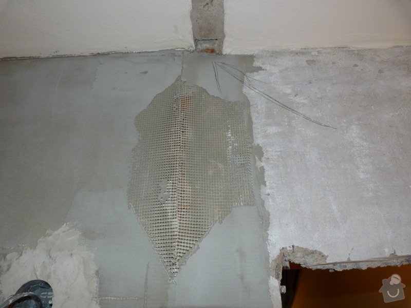 Rekonstrukce části bytu (obývací pokoj + kk) v panelovém domě: P1010680