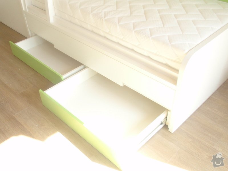 Drobné stavební úpravy + výroba postelí do dětského pokoje: DUBEN2013_144