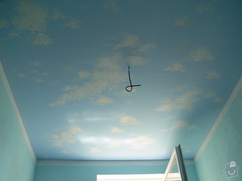Dekorace stropu v dětském pokoji letním nebem: P1220200