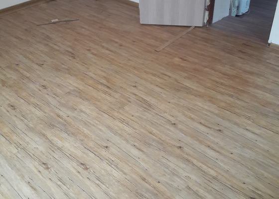 Položení vinylové podlahy 21m2